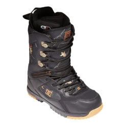 DC Mutiny Men's Snowboard Boots 2021/22
